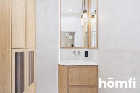 Luksusowy apartament z mariną i widokiem-Solmarina