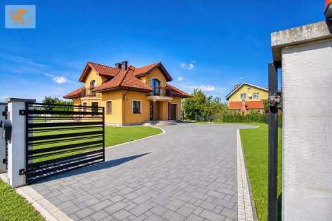 Murowany dom z 2019 roku Wokowice k. Brzeska blisko A4