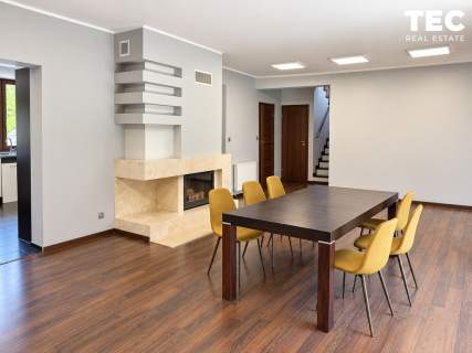 Dom wolnostojący na sprzedaż w Cholerzynie 215m2