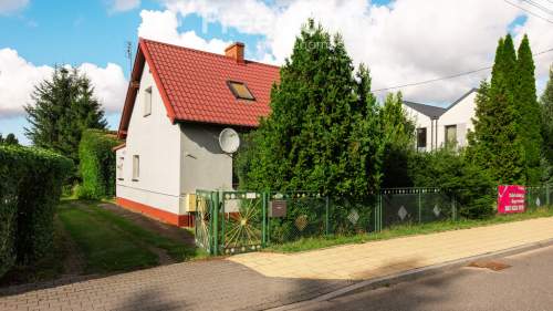 Dom z budynkiem gospodarczym na działce 1 113 m2