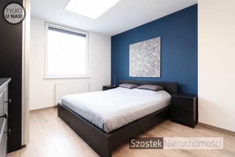 Apartament z klimatyzacją w sercu miasta /parking/