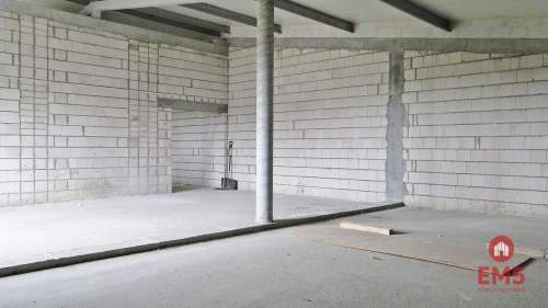 Fasty. Budynek użytkowy 400 m2