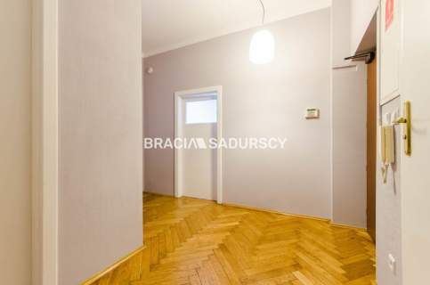 os. oficerskie, 2p/2p, 97m2 na biuro