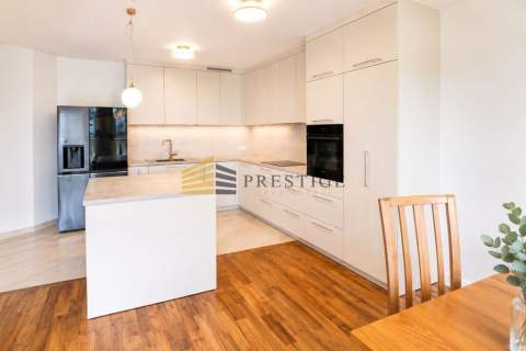  Apartament w budynku z basenem i fitness 