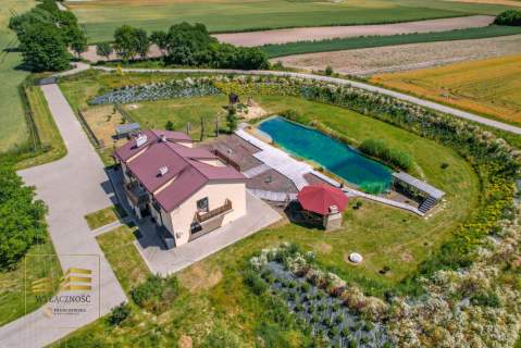 Budynek pod DPS, agroturystykę, biura, hala