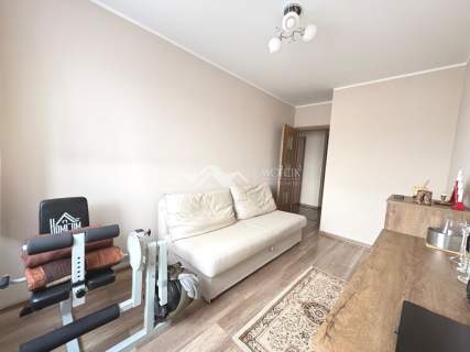 Komfortowe 3 pok balkon winda wyposażone Di Trevi