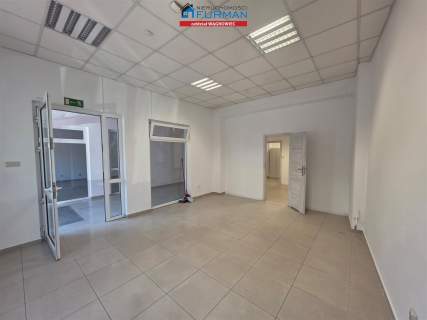Biuro do wynajęcia, 48 m2, Wągrowiec