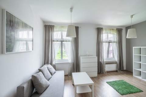 Jasna kawalerka, 29 m2, piwnica - Pokoju 10A