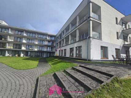 Apartament 30 m od plaży z miejscem postojowym