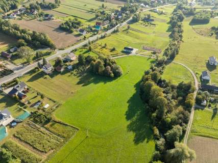 Działka budowlano-rolna 1,23 ha 30,35 ar UM