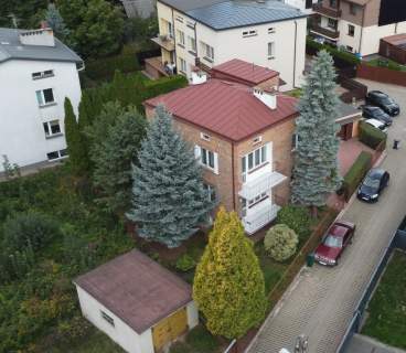 Zamieszkaj blisko centrum w spokojnym miejscu.
