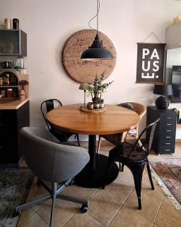 3 pokoje 58,29m 1 piętro, garaż komórka balkon