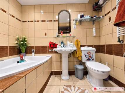 Przestronne dwupoziomowe mieszkanie z dużym balkonem - wspólny...