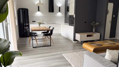 2 pokoje z dużym ogrodem 50 m2 koło Malty, garaż komórka