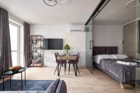 Gotowy Biznes 2 M z balkonem w centrum/Rynek 5min