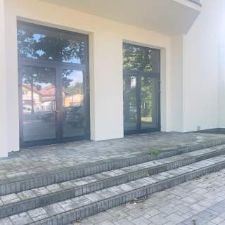 wynajmę lokal 300m2 parter do wykończenia parking tylko med