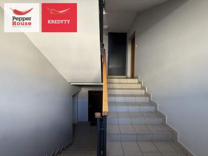 2 pokoje Balkon 9,5 m miejsce postojowe
