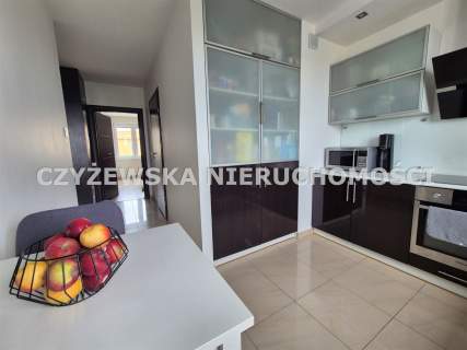 3-POKOJOWE Z DUŻYM BALKONEM I WINDĄ OS. BAJKOWE