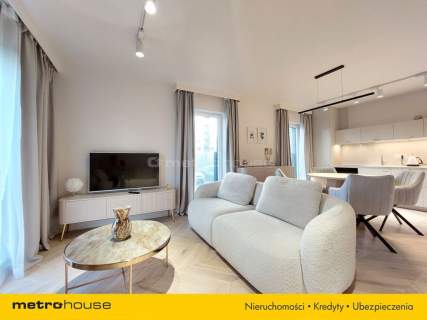 LUKSUSOWY APARTAMENT, 2 MJC POSTOJOWE, KOMÓRKA