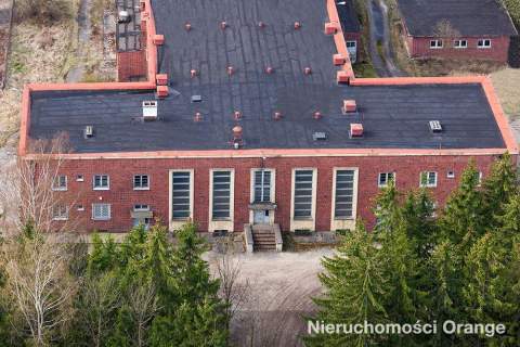 Działka pod działalność m.in. usługową.