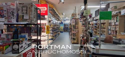 NA WYNAJEM, LOKAL W CENTRUM OTWOCKA 825m2,