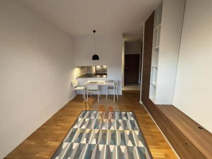 Apartament, 2 pokoje z garażem i komórką W CENIE