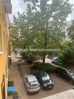 Wilcza CICHE 51m, winda, kamienica, po remoncie