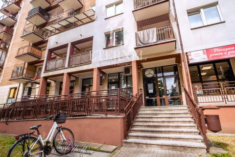 Lokal handlowo-usługowy 63 m2 na sprzedaż