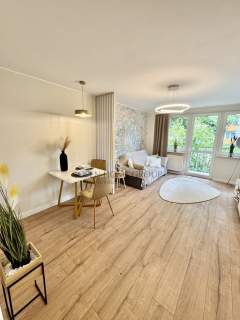 Grabiszyńska-kawalerka-balkon-piwnica-po remoncie