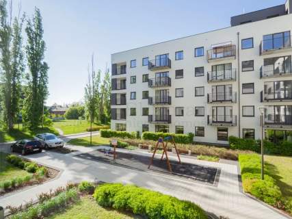 Nowoczesna Kawalerka z balkonem / Kępa Mieszczańska