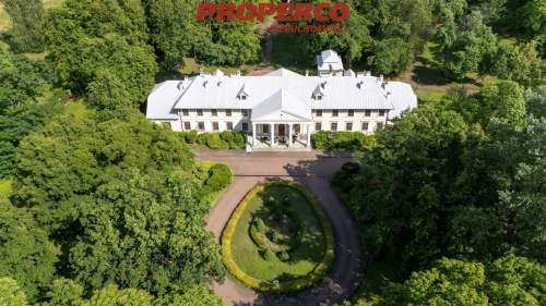 Kompleks pałacowy, Rytwiany, Staszów