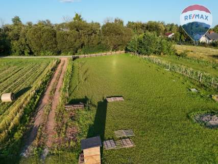 Działka budowlana 1173 m z warunkami zabudowy
