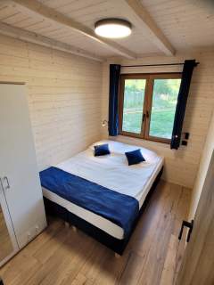Sprzedam gotowy biznes 1,5ha dom 120m2 2x domki