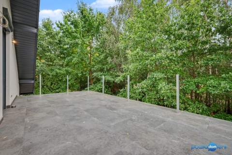 Dom w otuleniu lasu 180 M2 1.1 HA 20 min do Radomia