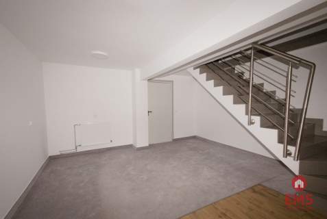 Budynek 430m2 Dom Ul. Stroma