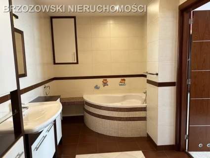 Obrońców Tobruku, 130 m2, 3 pok., 2-poziomowe