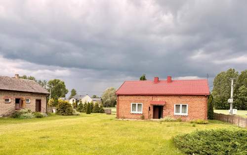 Sprzedam siedlisko Dom stodoła i budynki gospodarcze