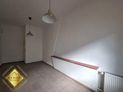 Trzypomieszczeniowe biuro w centrum