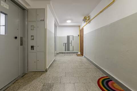 Wyposażone Widok na panoramę Winda