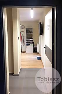 Biuro handlowe/parking/ekspozycja/ główna ulica
