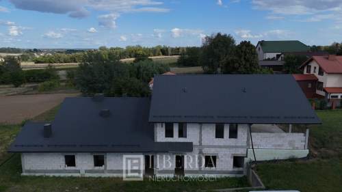BUDYNEK PRODUKCYJNO-USŁUGOWY GARBÓW 670 M