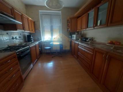 Mieszkanie z ogródkiem i dwoma garażami