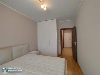 Apartament z garażem, klimatyzacją i komórką