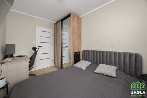 42m2 2 pokoje Blok Panorama Balkon