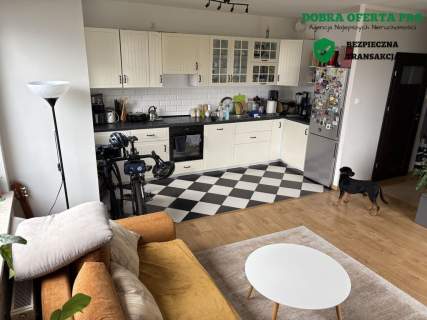 3 pokoje balkon winda miejsce postojowe