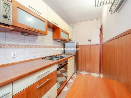 3 pokoje 52,65 m duży balkon ul. Fatimska