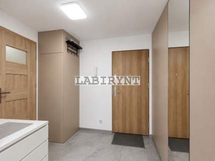 Tysiąclecie, M-3, 52m2, po remoncie, winda, balkon