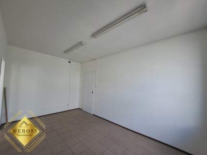 Dwupomieszczeniowe biuro w centrum