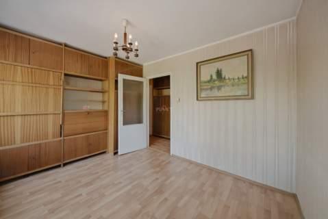 Pierwsze piętro Dwa pokoje Balkon