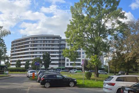 Os. Piaski kawalerka blisko centrum 22 m2, parking